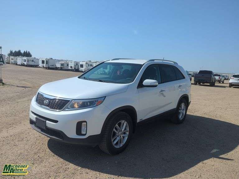 2015  Kia  Sorento  AWD LX 4dr SUV