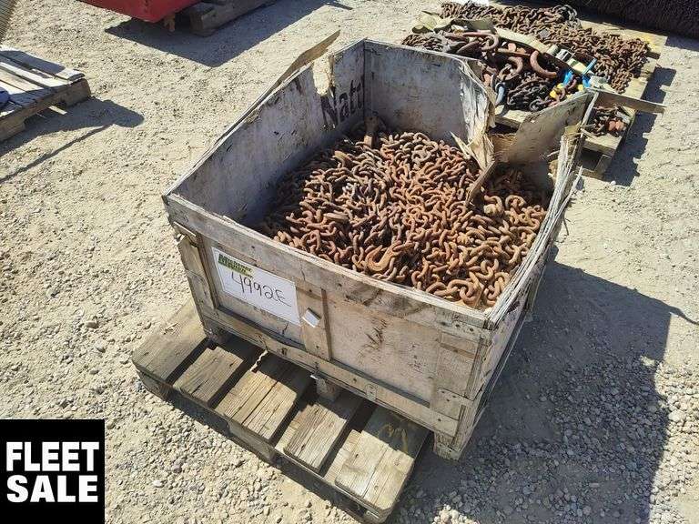 Box Full Of Chains - Michener Allen Auctioneering Ltd