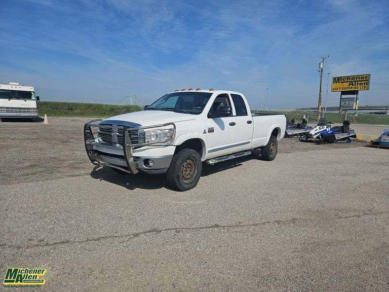 2009  Dodge  Ram 3500  4x4 SLE 4dr Quad Cab 8 ft. LB SRW Diesel