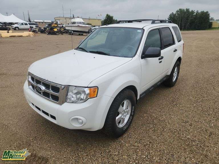 2012  Ford  Escape   XLT 4dr SUV