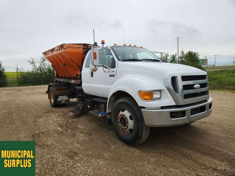 2008  Ford  F-750 Super Duty  S/A  Sander Dump Truck