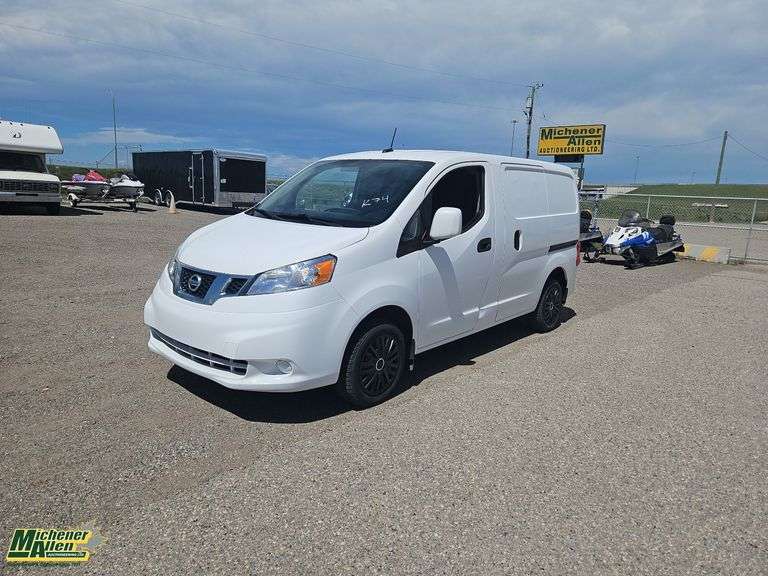 2018  Nissan  NV200  4dr Cargo Mini-Van