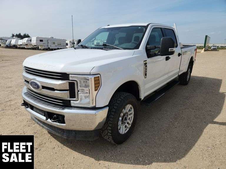 2019  Ford  F-350 Super Duty  4x4 XLT 4dr Crew Cab 8 ft. LB SRW Pickup