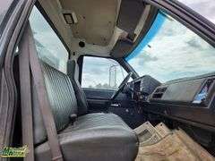 1994  GMC  TopKick C7500  T/A  Day Cab Tractor