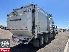 2016  Autocar  Xpeditor  T/A  Refuse Truck