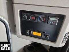 Non-Operable  2019  Peterbilt  579  T/A  Sleeper Tractor