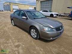2006  Nissan  Altima  2.5 S 4dr Sedan w/Automatic