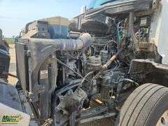 Non-Operable  2019  Peterbilt  579  T/A  Sleeper Tractor