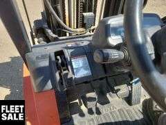 Toyota  7FGU25  3750  LBS  Forklift