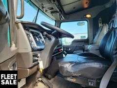 2014  Kenworth  T660  T/A  Day Cab Tractor