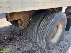 1999  MANAC  S/A  28  Dry Van Trailer
