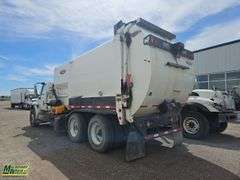 Non-Operable  2015  International  WorkStar 7400  T/A  Refuse Truck