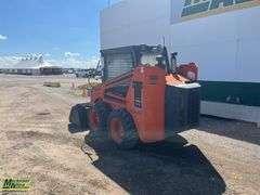 Thomas  T133  Rubber Tired Skid Steer