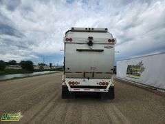 2017  International  WorkStar 7400  T/A  Refuse Truck
