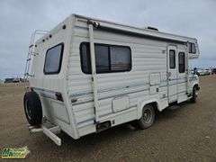 1990  Ford  E-Series E-350  Elite Millennium Class C  153318  KM
