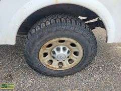 Non-Operable  2015  GMC  Sierra   4x4  S/A  Service Truck