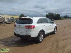 2018  Kia  Sorento  AWD LX V6 4dr SUV