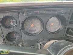 Non-Operable  1987  GMC  TopKick C70  S/A  Service Truck