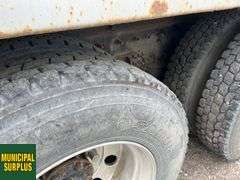 2014  Cat  Dump Truck CT660  T/A  Dump Truck