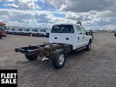 2013  Ford  F-350 Super Duty 4X4  Single Rear Wheel  Cab & Chassis