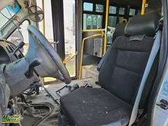 Non-Operable  2005  Ford  E-450  S/A  Passenger  Bus