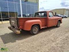 1970  Dodge   D100  2 Door Stepside Pickup
