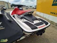 2004  Honda   Aquatrax R-12 PWC