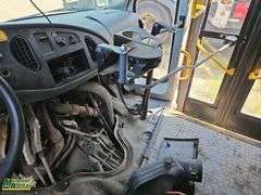 Non-Operable  2005  Ford  E-450  S/A  Passenger  Bus