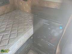 2013  Mack  Pinnacle  Tri  Wet Kit Sleeper Tractor