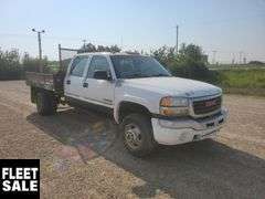 2006  GMC  Sierra 3500  S/A  Deck Truck
