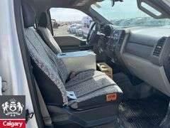2017  Ford  F-350 Super Duty 4X4  S/A  Deck Truck