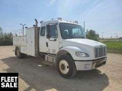 2004  Freightliner  M2  S/A  Service Truck