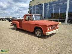 1970  Dodge   D100  2 Door Stepside Pickup