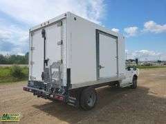 2000  Ford  F-550 Super Duty  S/A  Cube Van