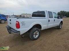 2012  Ford  F-350 Super Duty  4x4 XLT 4dr Crew Cab 6.8 ft. SB SRW Pickup