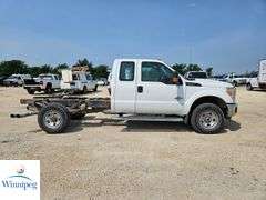 2014  Ford  F-350 Super Duty  S/A  Cab & Chassis