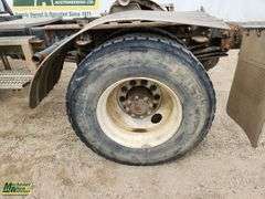 1994  GMC  TopKick C7500  T/A  Day Cab Tractor