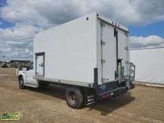 2000  Ford  F-550 Super Duty  S/A  Cube Van