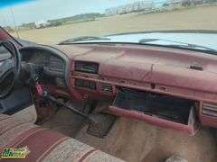 Non-Operable  1996  Ford  F-Super Duty  S/A  Deck Truck