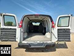2006  Chev  Express  Cargo Van