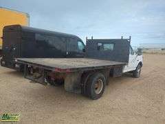 Non-Operable  1996  Ford  F-Super Duty  S/A  Deck Truck