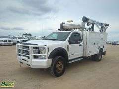 2018  Ford  F-550 Super Duty  XLT 4X4  S/A  Service Truck