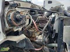 Non-Operable  1987  GMC  TopKick C70  S/A  Service Truck