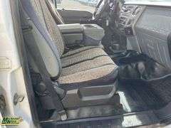 2012  Ford  F-350 Super Duty 4X4  S/A  Deck Truck