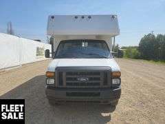 2011  Ford  E450  S/A  Cube Van