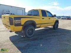 2005  Dodge  Ram 1500  4dr