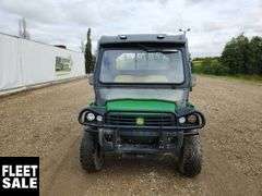2015  John Deere  Gator 625i