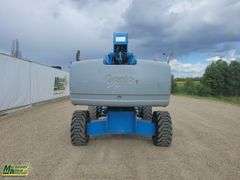 2005  Genie  S65  500  LBS  Boom Lift