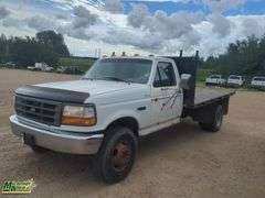 Non-Operable  1996  Ford  F-Super Duty  S/A  Deck Truck