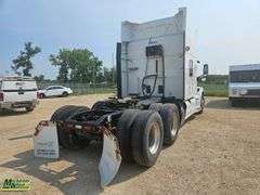 Non-Operable  2019  Peterbilt  579  T/A  Sleeper Tractor
